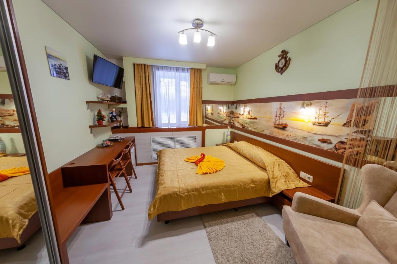 City Hotel Gomel Exterior photo