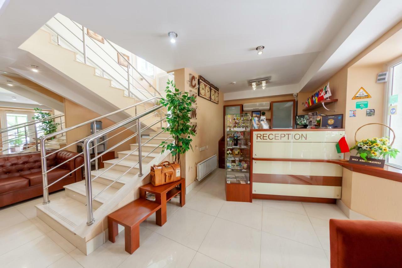 City Hotel Gomel Exterior photo